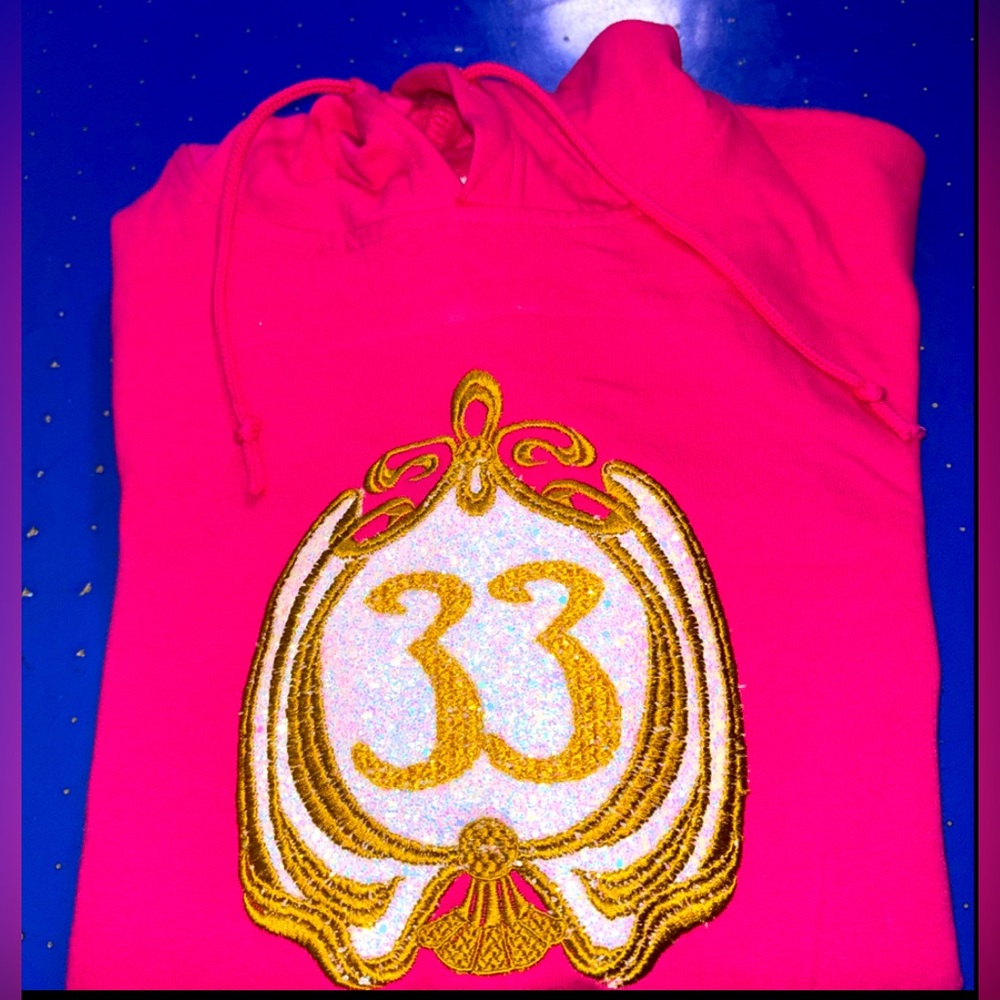33 hoodie set